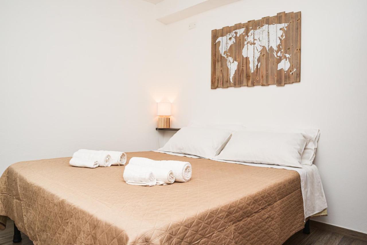 Casa Particular - Casa Vacanze - By Faendho Porto Torres Εξωτερικό φωτογραφία